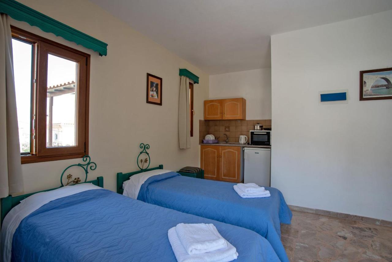 Kleoni Club Apartments Tolón Exterior foto